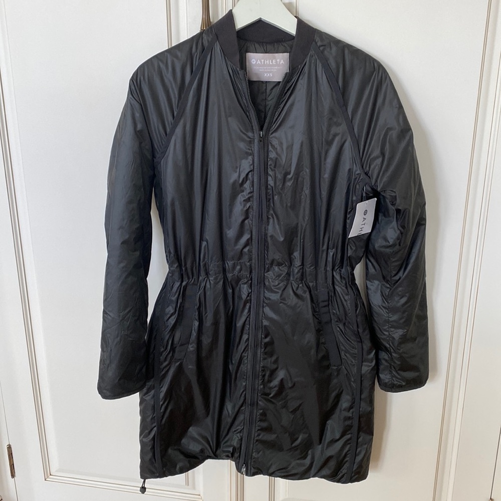 Athleta Summit Primaloft Shell. Mountain Olive. L… - image 1